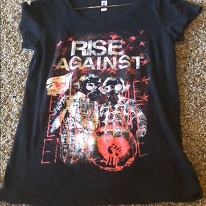 Rise against concert t size large